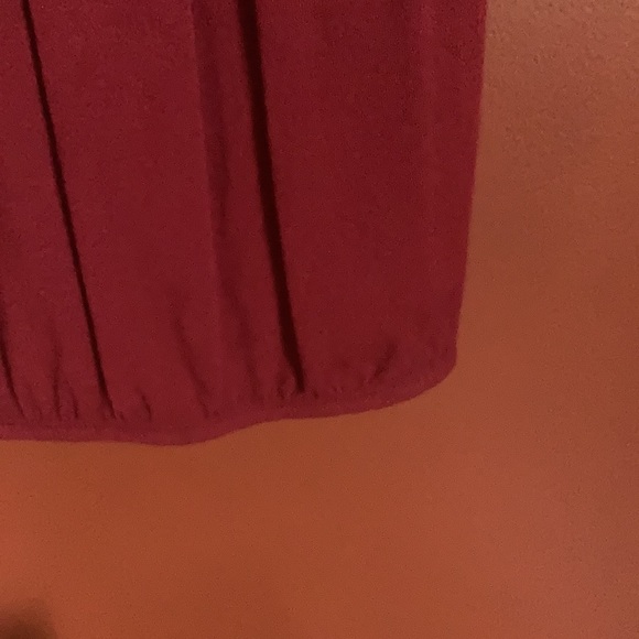 LIKE NEW! The Limited Tank - Picture 3 of 9